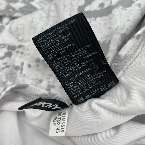 DKNY Swimsuit Size 8 One Piece NWT Gray White Scoop Back Twist Front Swim Beach - Picture 15 of 16